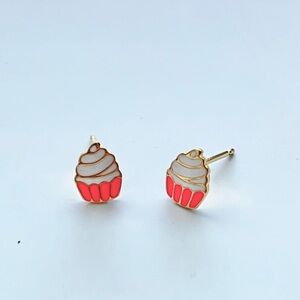 14K Gild Filled adorable Cupcake Stud Earrings in Pink and Gold
